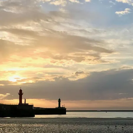 Le Baron Bucaille Face A La 300 M De Nausicaa Boulogne-sur-Mer